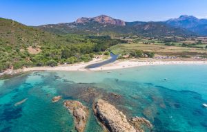 Top 10 des meilleurs spots de plongée en France métropolitaine : le Golfe de Sagone en Corse